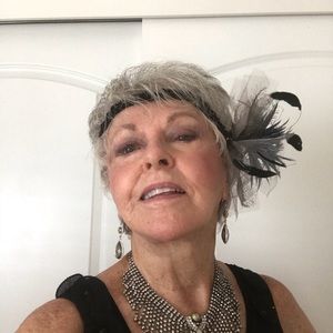 Meet your Posher, Carol